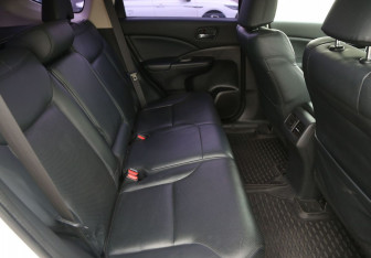Подержанный автомобиль Honda CR-V 2014 года (11 фото)