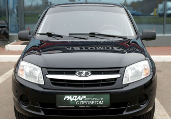 Подержанный автомобиль LADA (ВАЗ) Granta Sedan 2012 года (2 фото)