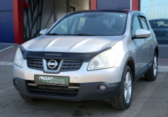 Подержанный автомобиль Nissan Qashqai 2007 года (3 фото)