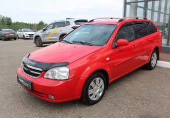 Подержанный автомобиль Chevrolet Lacetti Wagon 2006 года (3 фото)