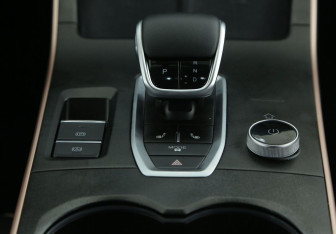 Подержанный автомобиль Omoda C5 2023 года (13 фото)