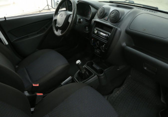 Подержанный автомобиль LADA (ВАЗ) Granta Sedan 2013 года (9 фото)