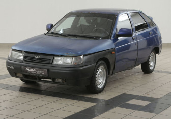 Подержанный автомобиль LADA (ВАЗ) 2112 2007 года (8 фото)