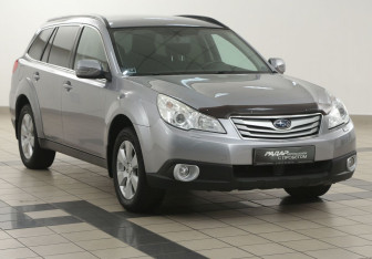 Подержанный автомобиль Subaru Outback Wagon 2010 года (1 фото)