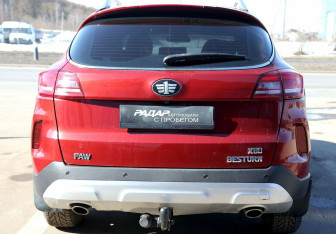 Подержанный автомобиль FAW Besturn X80 2019 года (5 фото)