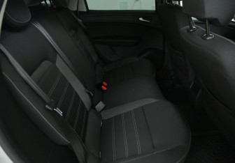 Подержанный автомобиль Renault Arkana 2020 года (11 фото)