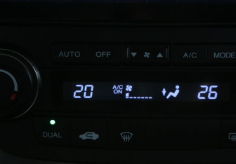 Подержанный автомобиль Honda CR-V 2007 года (18 фото)