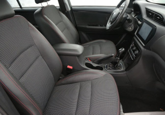 Подержанный автомобиль Chery Tiggo 3 2018 года (10 фото)