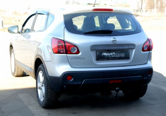 Подержанный автомобиль Nissan Qashqai 2007 года (4 фото)
