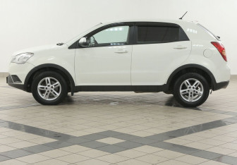 Подержанный автомобиль SsangYong Actyon 2012 года (7 фото)