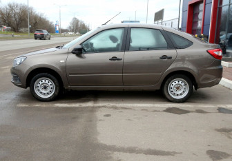Подержанный автомобиль LADA (ВАЗ) Granta Liftback 2020 года (8 фото)