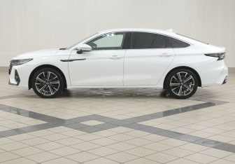 Подержанный автомобиль Chery Arrizo 8 2023 года (7 фото)