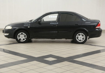 Подержанный автомобиль Nissan Almera Classic 2007 года (7 фото)