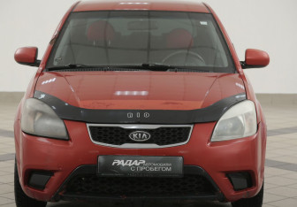 Подержанный автомобиль Kia Rio Sedan 2011 года (6 фото)