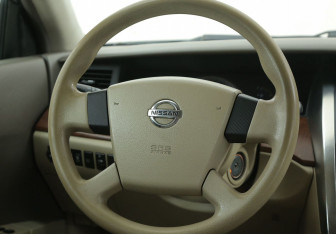 Подержанный автомобиль Nissan Teana 2006 года (16 фото)