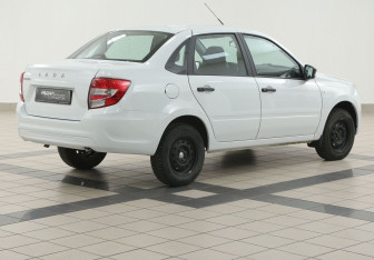 Подержанный автомобиль LADA (ВАЗ) Granta Sedan 2025 года (4 фото)