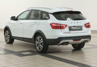 Подержанный автомобиль LADA (ВАЗ) Vesta Wagon 2019 года (2 фото)
