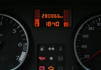 Подержанный автомобиль Renault Duster 2015 года (17 фото)