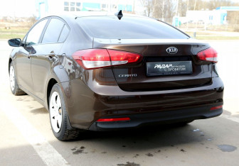 Подержанный автомобиль Kia Cerato Sedan 2018 года (4 фото)