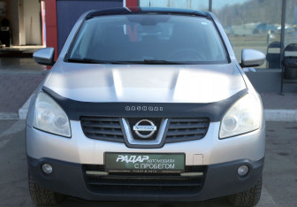 Подержанный автомобиль Nissan Qashqai 2007 года (2 фото)