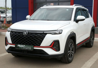 Подержанный автомобиль Changan CS35PLUS 2024 года (3 фото)
