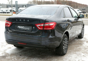 Подержанный автомобиль LADA (ВАЗ) Vesta Sedan 2016 года (6 фото)