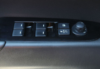 Подержанный автомобиль Mazda CX-5 2021 года (18 фото)