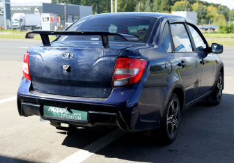 Подержанный автомобиль LADA (ВАЗ) Granta Sedan 2013 года (6 фото)