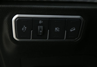 Подержанный автомобиль Haval F7 2023 года (19 фото)