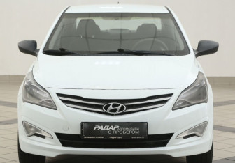 Подержанный автомобиль Hyundai Solaris Sedan 2014 года (6 фото)