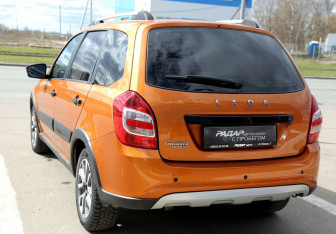Подержанный автомобиль LADA (ВАЗ) Granta Wagon 2021 года (4 фото)