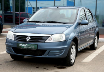 Подержанный автомобиль Renault Logan Sedan 2014 года (3 фото)
