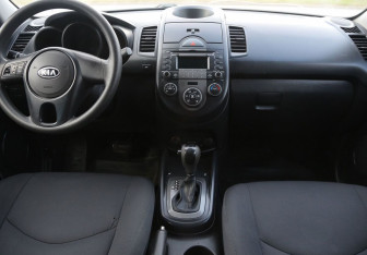 Подержанный автомобиль Kia Soul 2011 года (12 фото)