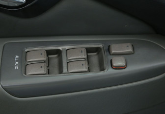 Подержанный автомобиль Lexus GX 2006 года (18 фото)