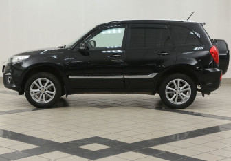 Подержанный автомобиль Chery Tiggo 3 2017 года (7 фото)