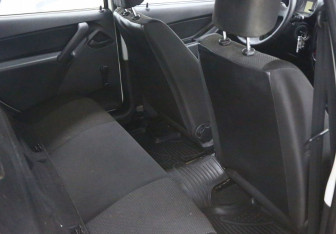 Подержанный автомобиль LADA (ВАЗ) Granta Liftback 2014 года (7 фото)