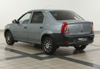 Подержанный автомобиль Renault Logan Sedan 2012 года (2 фото)