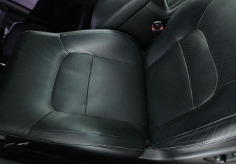 Подержанный автомобиль Toyota Land Cruiser Suv 2013 года (28 фото)