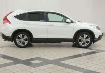 Подержанный автомобиль Honda CR-V 2013 года (5 фото)