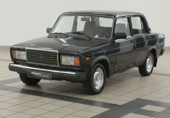 Подержанный автомобиль LADA (ВАЗ) 2107 2012 года (8 фото)