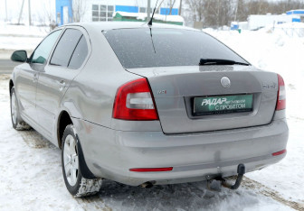 Подержанный автомобиль Skoda Octavia Liftback 2008 года (4 фото)