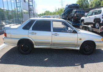 Подержанный автомобиль LADA (ВАЗ) 2115 2006 года (8 фото)