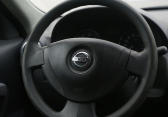 Подержанный автомобиль Nissan Almera Sedan 2017 года (16 фото)