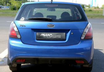 Подержанный автомобиль Kia Rio Hatchback 2011 года (5 фото)