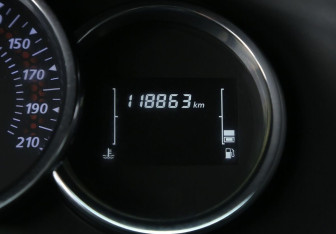 Подержанный автомобиль Renault Sandero 2020 года (17 фото)