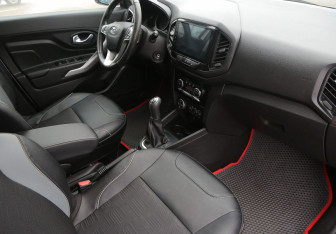 Подержанный автомобиль LADA (ВАЗ) XRAY 2019 года (9 фото)