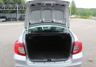 Подержанный автомобиль Datsun on-DO 2014 года (16 фото)