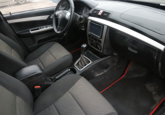 Подержанный автомобиль Lifan Breez (520) Sedan 2008 года (9 фото)