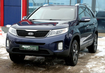 Подержанный автомобиль Kia Sorento 2014 года (3 фото)