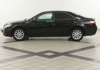 Подержанный автомобиль Toyota Camry Sedan 2009 года (7 фото)